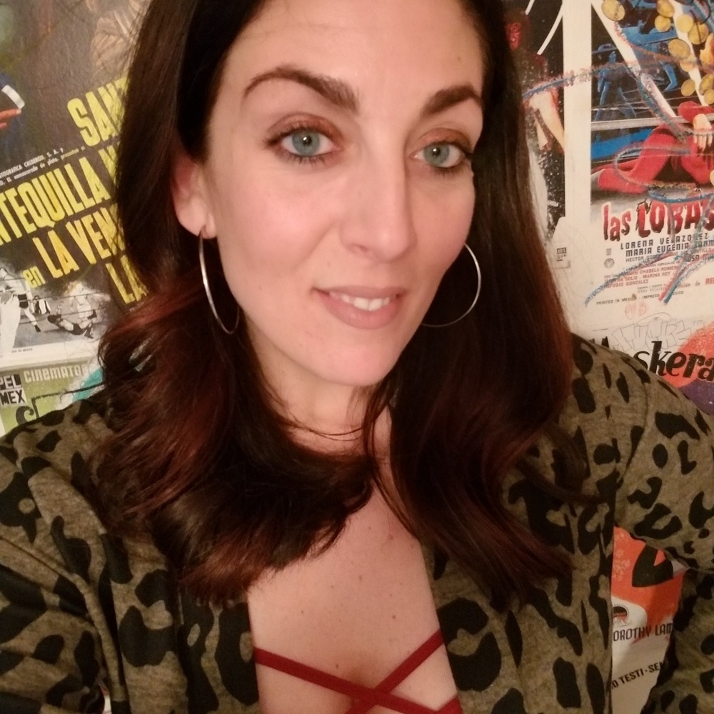 Meet your Posher, Jennifer